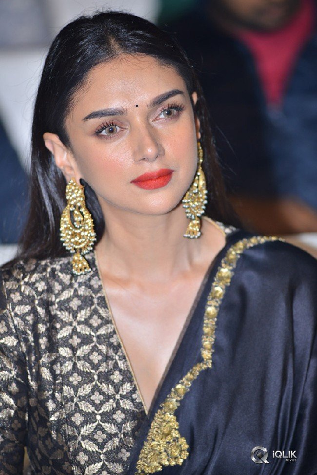 Aditi-Rao-Hydari-at-Antariksham-Pre-Release-Event
